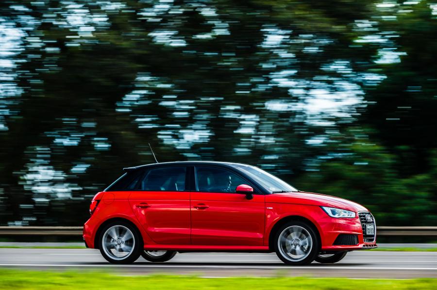  Audi A1 Sportback TFSI S-Line (8X) 2016 года  (LA) (фото 11 из 12)